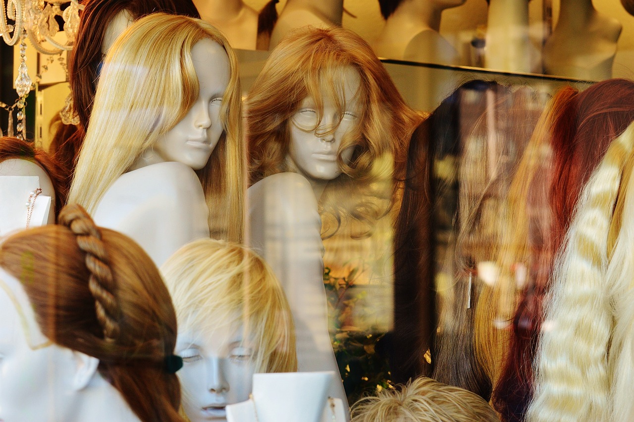 Images/Blog/zuztWHyv-store-window-1080109_1280.jpg